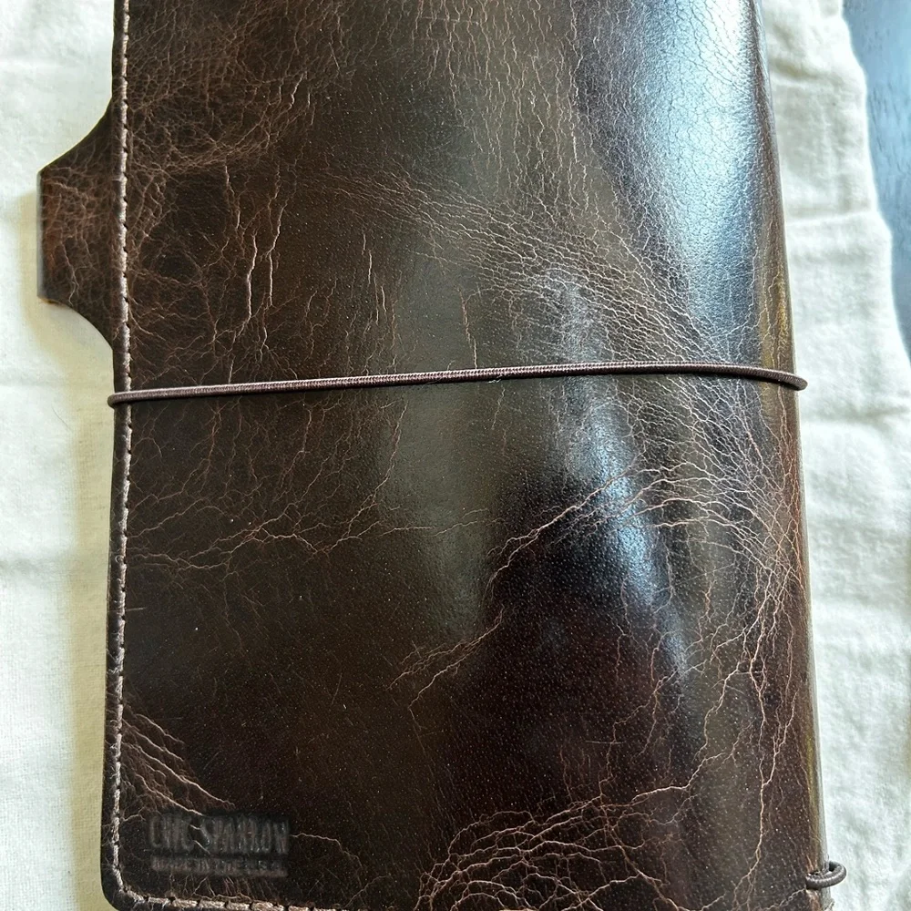 RARE Chic Sparrow B6 Slim Dark Maverick Deluxe - brand new!